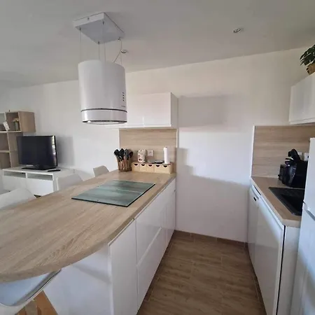 Appartement Hameau Des Pins - - Piscine - Wifi - Clim